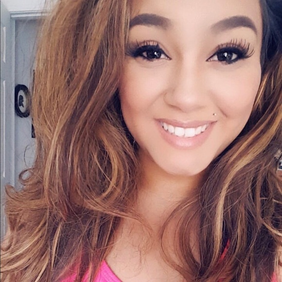 Meet your Posher, Deedee - Picture 1 of 1